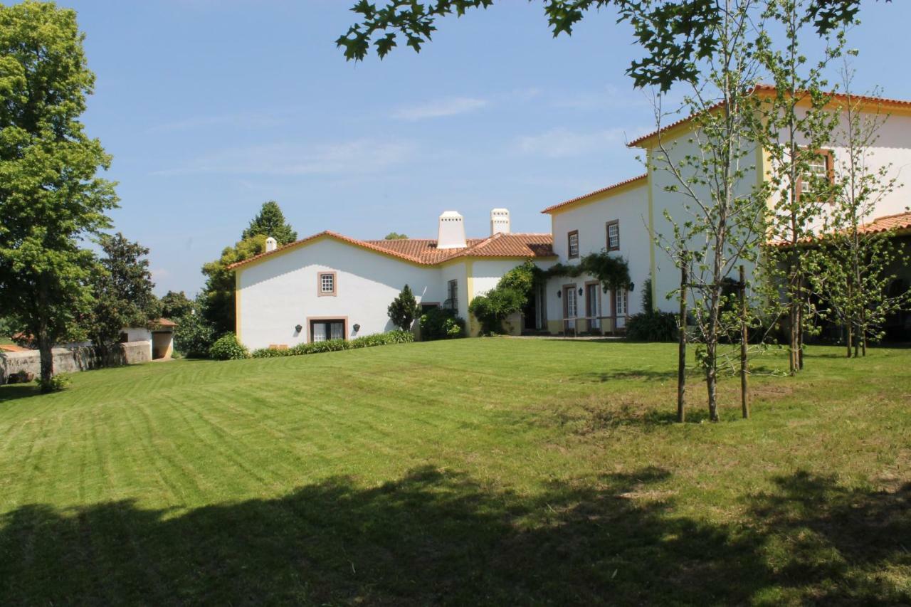 Quinta Do Outeiro Bed & Breakfast Вила Нова де Пойарес Екстериор снимка